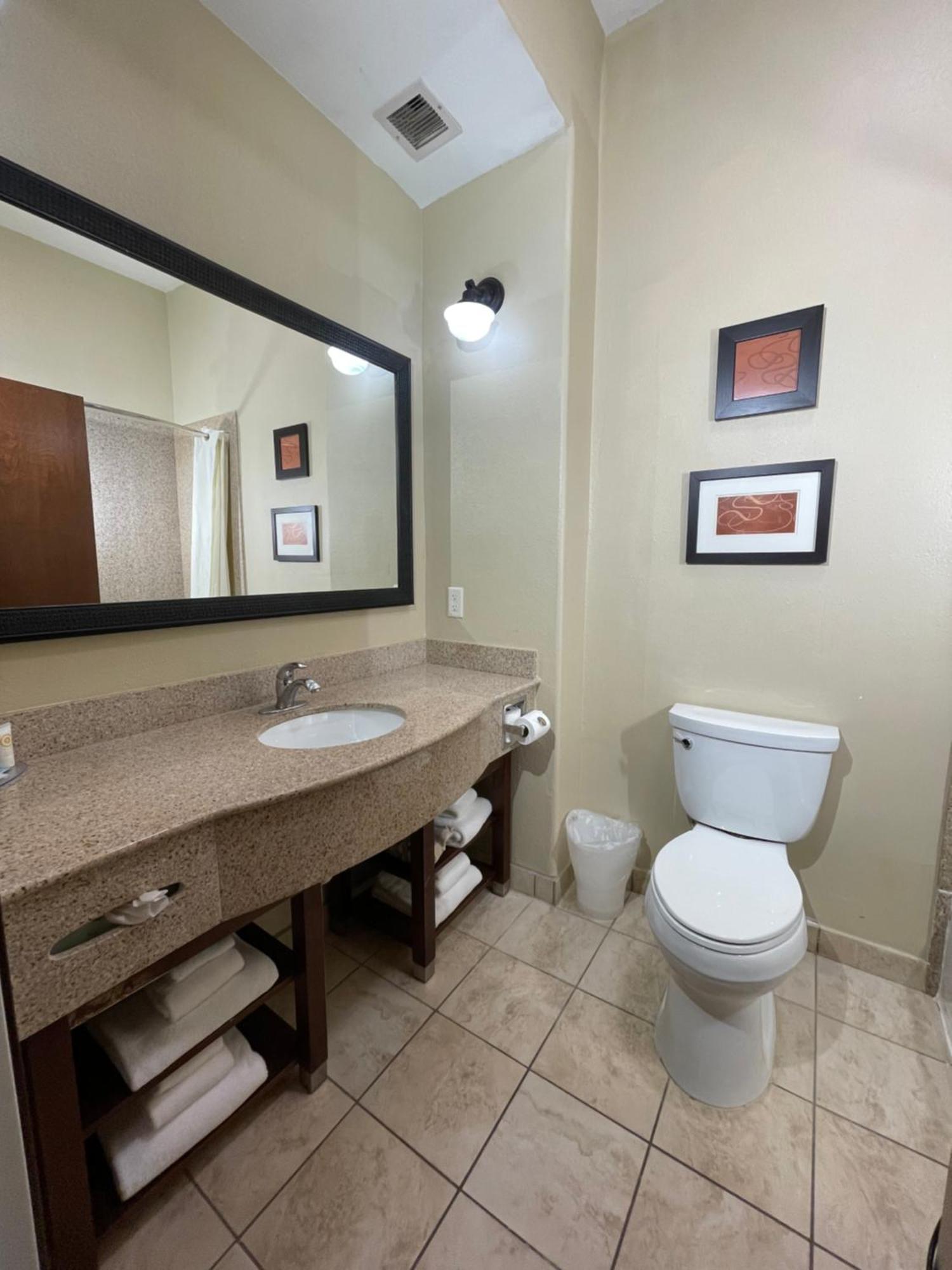 Spark By Hilton Houston Hobby Airport מראה חיצוני תמונה